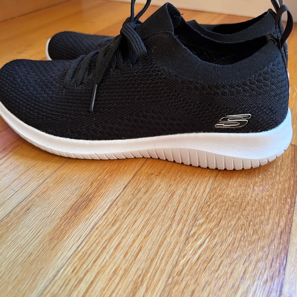 Womens Black Skechers Slip On Sneakers
